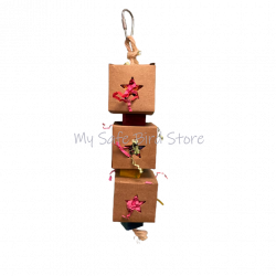 Happy Beaks Star Shred & Seek Bird Toy
